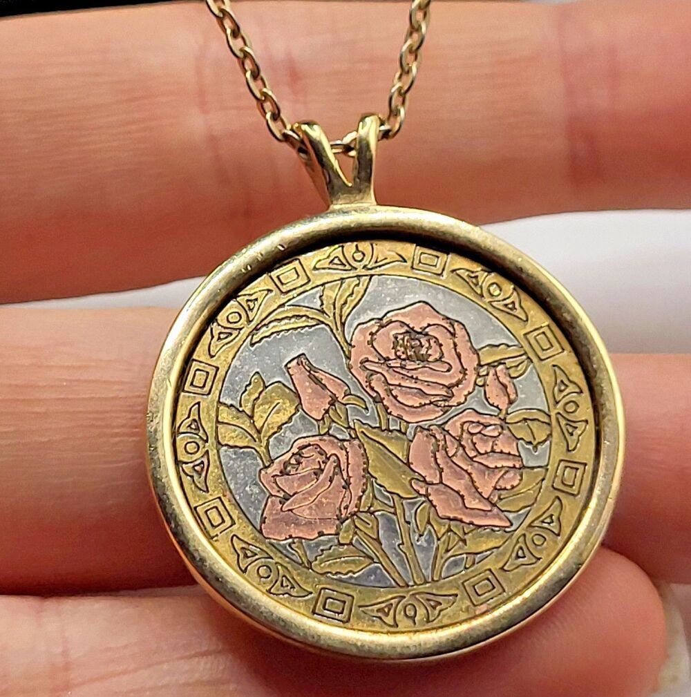 Amway Tritone Damascene Round Rose Pendant Necklace Vintage Jewelry 16in